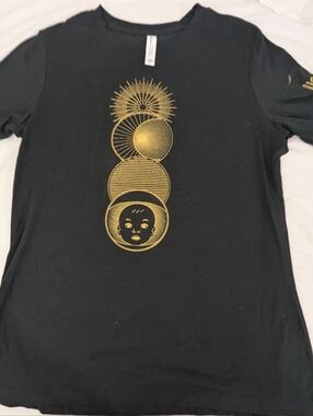 U2 Women's Las Vegas Sphere Black Tee Baby Earth Moon Star Gold Orb Medium